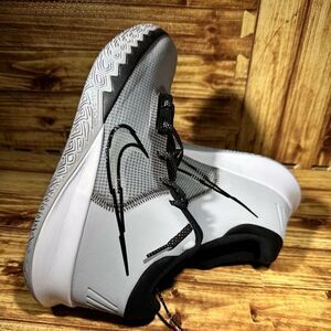 Nike Kyrie Flytrap 4 Wolf Grey White Black Shoes Men’s Size 14 CT1972-002